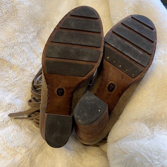 Frye Parker Fringe Leather Suede Boot - Picture 7 of 9